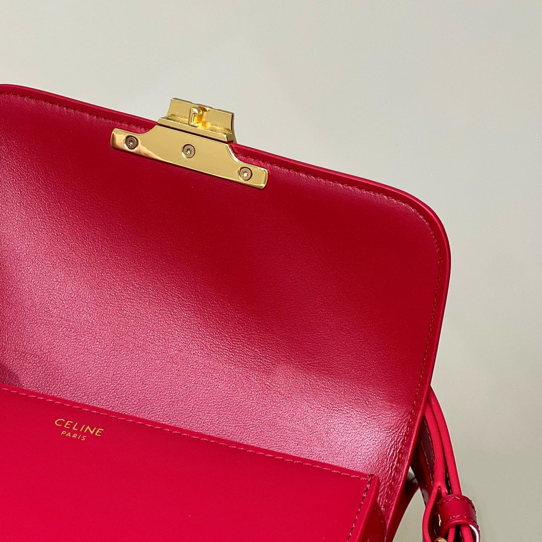 MINI CLAUDE 22 CUIR DE VEAU BRILLANT ROUGE CERISE