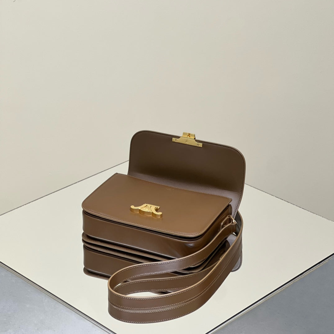 MINI CLAUDE 22 CUIR DE VEAU BRILLANT MARRON CHOCOLAT