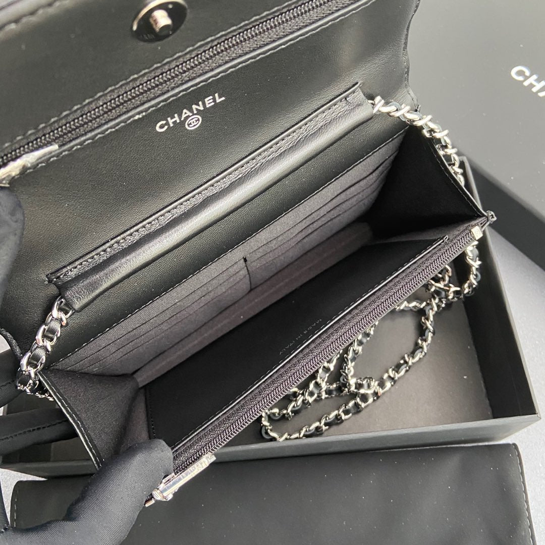 CC Woc 20 cm Cuir de veau verni noir Quincaillerie argentée