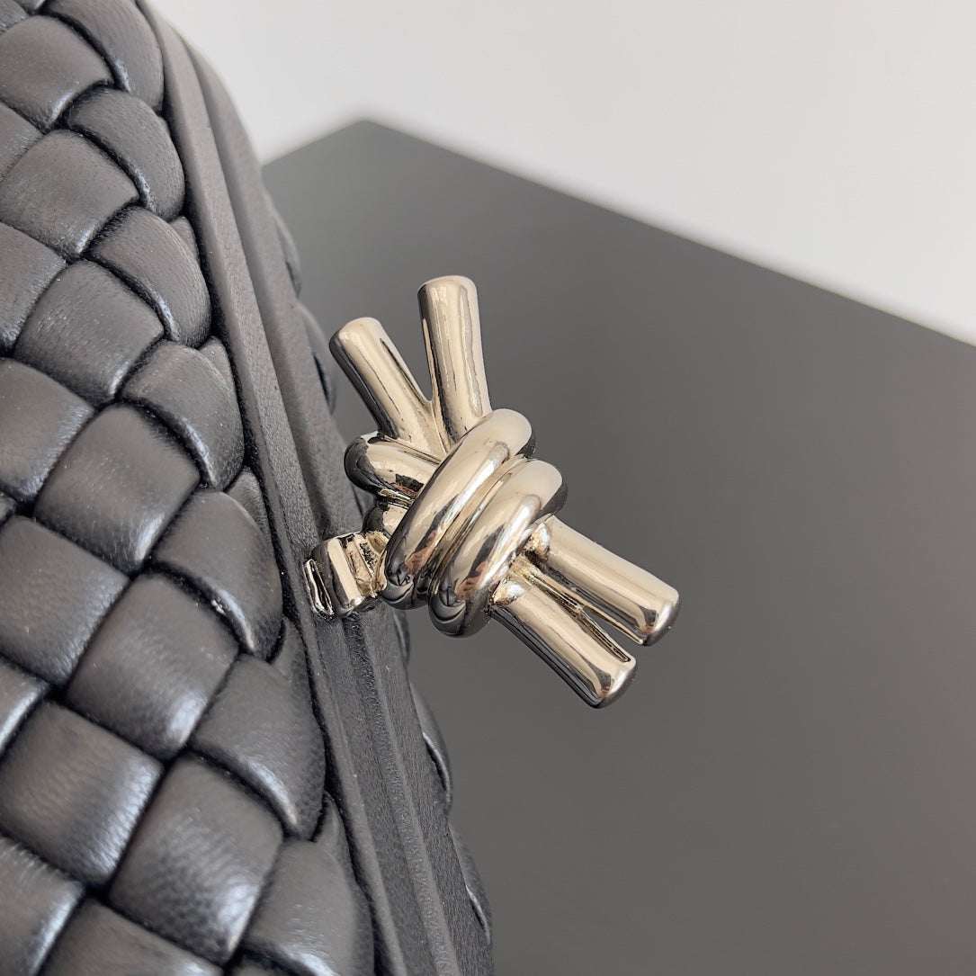 NŒUD CLASSIQUE 20 EN CUIR D'AGNEAU NOIR