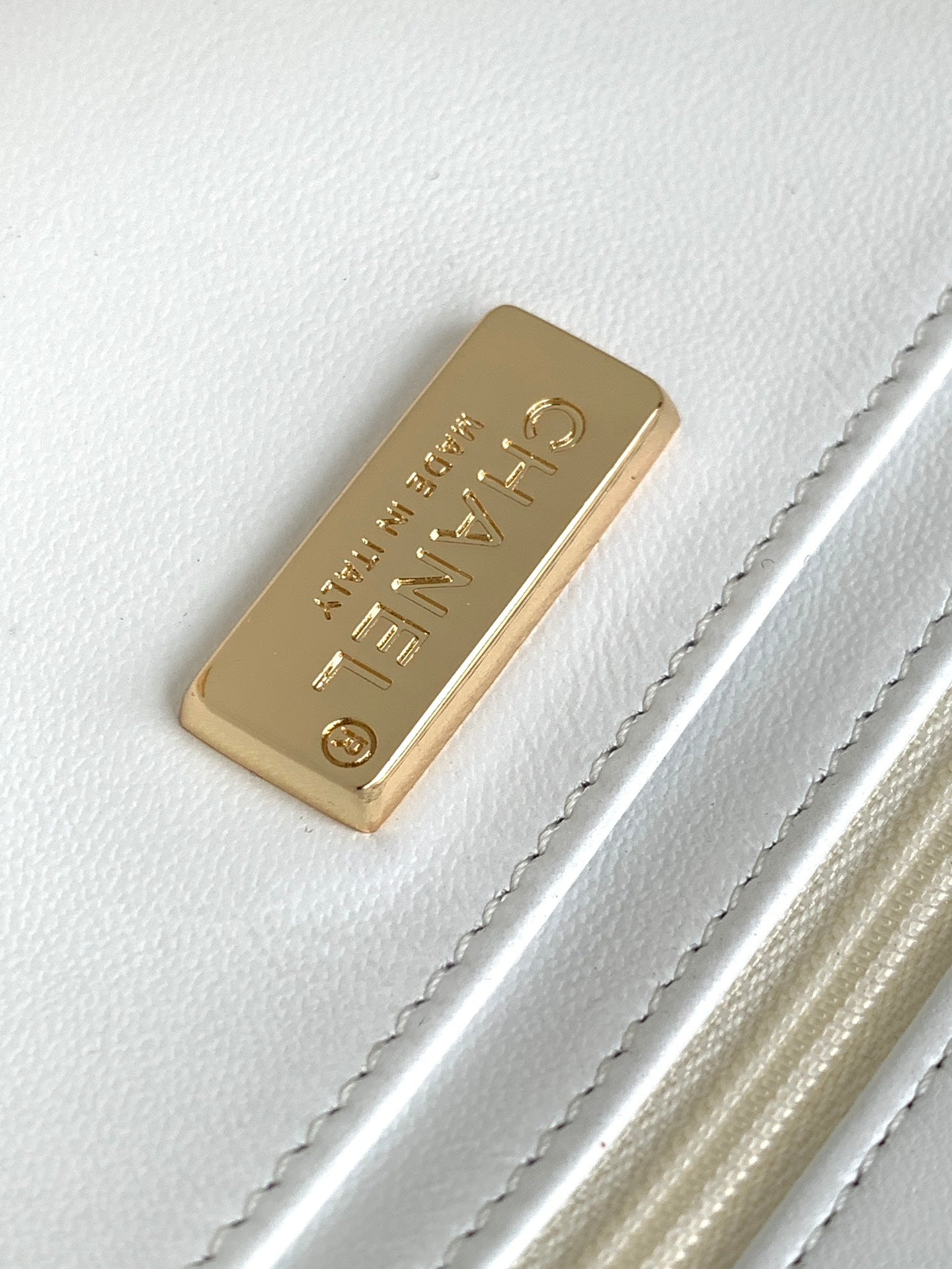 MINI SAC À MAIN CLASSIQUE 20 EN TWEED BLANC BRODÉ À PAILLETTES
