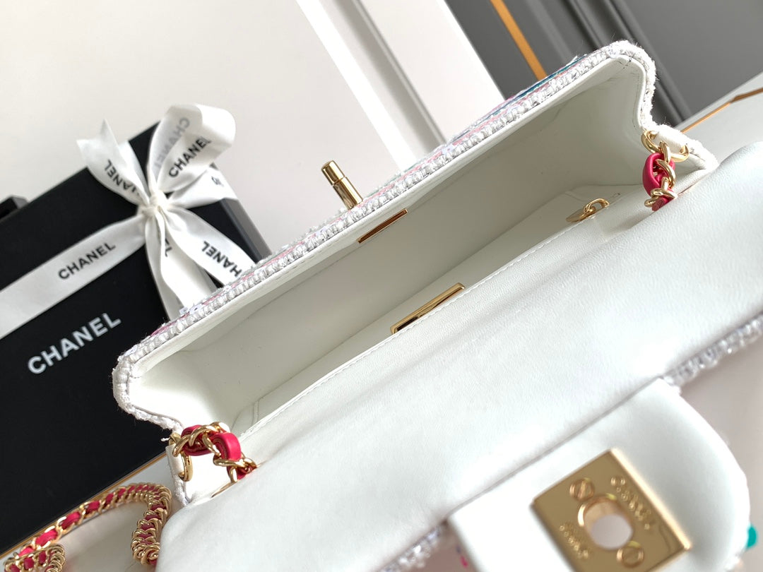 MINI SAC À MAIN CLASSIQUE 20 EN TWEED BLANC BRODÉ À PAILLETTES