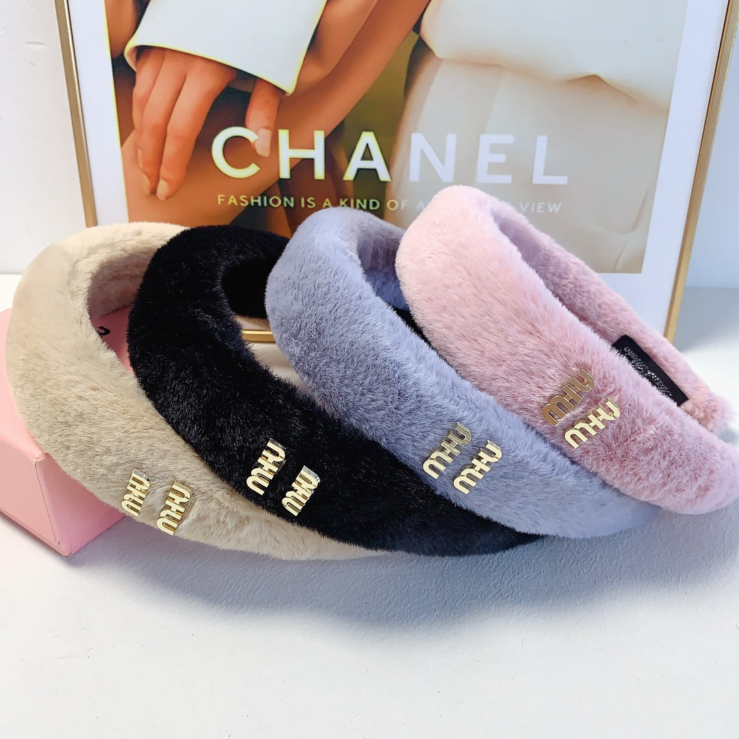 DIADEMA DE PELO DE CONEJO ROSA