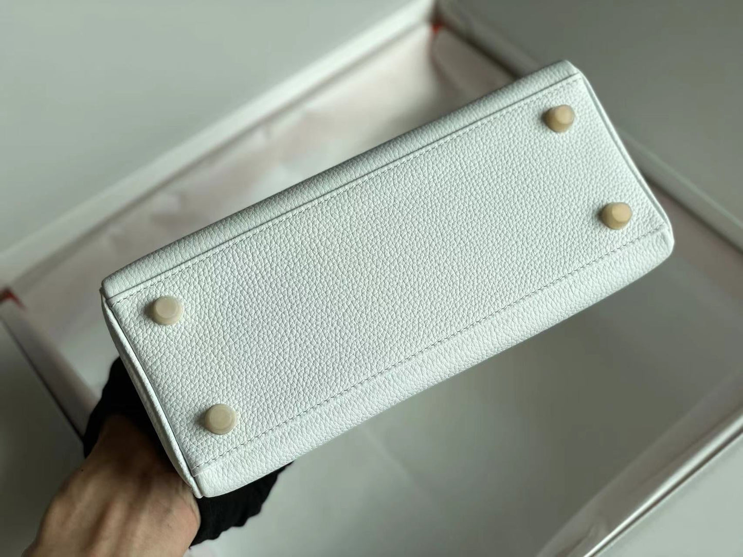 BOLSO BIRKIN 25 DE PIEL DE BECERRO BLANCA CON ETIQUETA DE COLOR (HECHO BAJO PEDIDO)