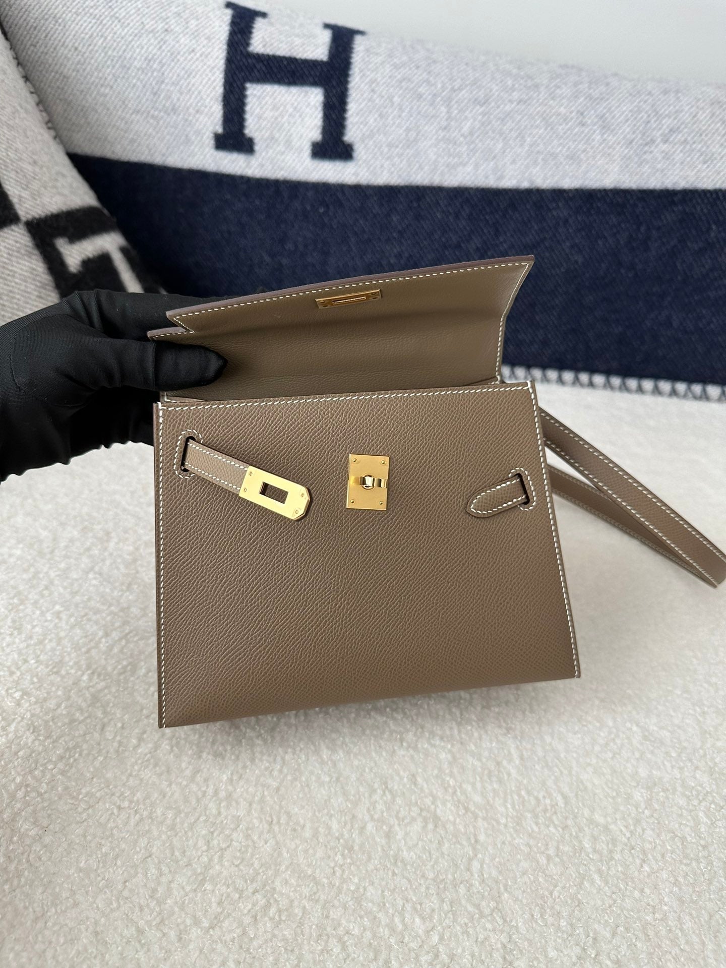 HM Kelly Desordre 20 cm Etoupe Grey Epsom Herrajes dorados