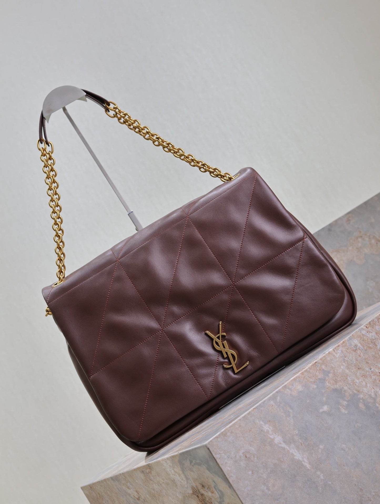 JAMIE 4.3 GRAND SAC 43 EN CUIR D'AGNEAU ROUGE VIN QUINCAILLERIE DORÉ