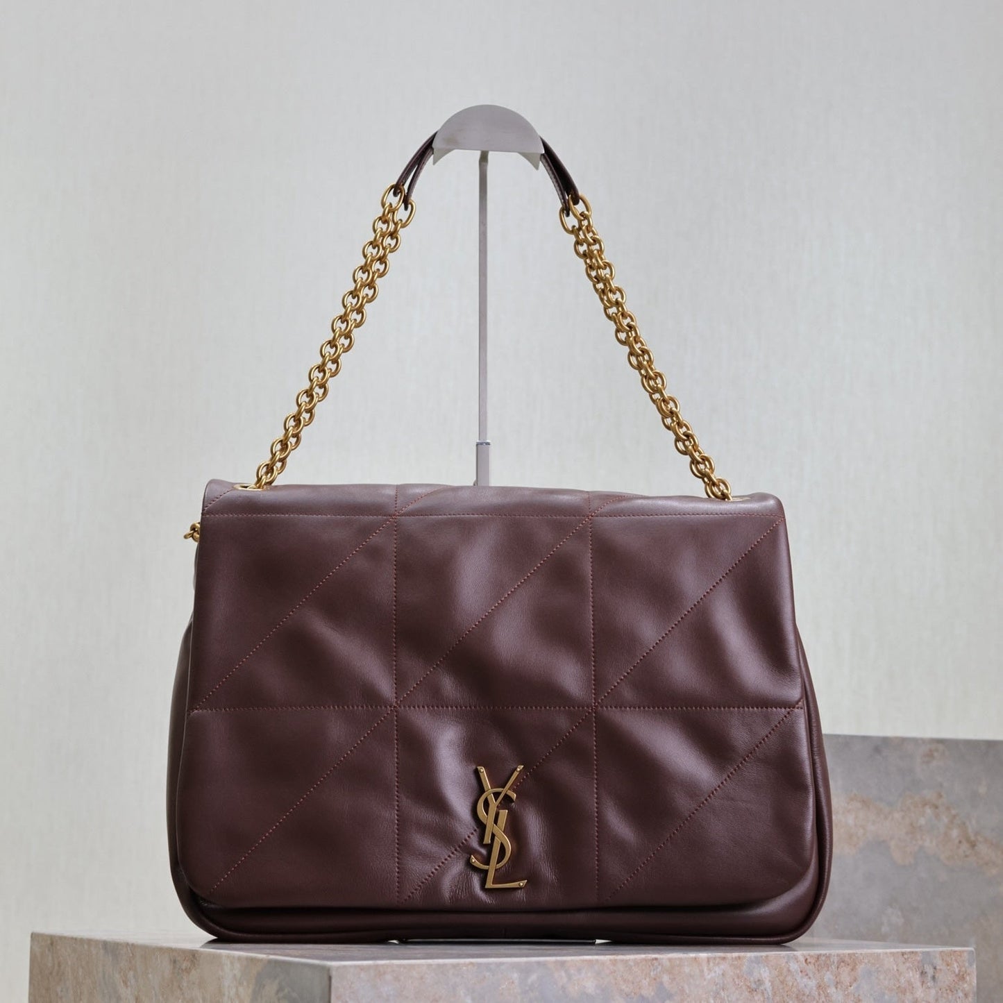 JAMIE 4.3 GRAND SAC 43 EN CUIR D'AGNEAU ROUGE VIN QUINCAILLERIE DORÉ