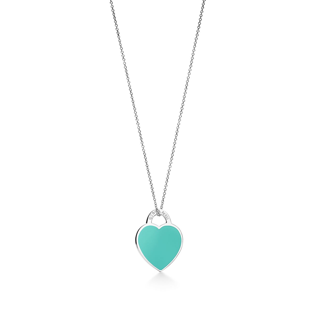 COLGANTE PEQUEÑO CON ETIQUETA DE CORAZÓN EN PLATA DE LEY