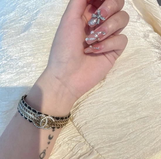 Bracelet corde noire CC en or et diamants