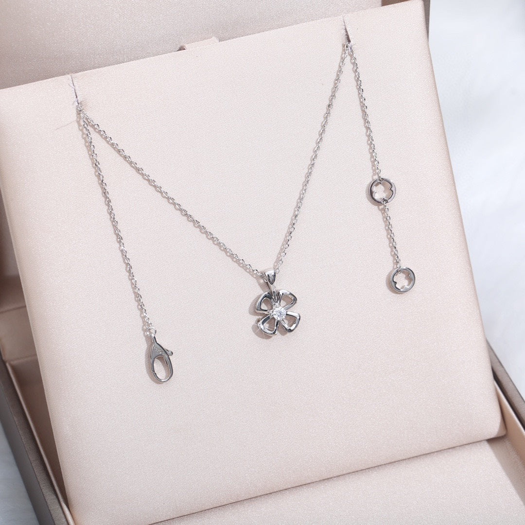 DIANA FIOREVER NECKLACE DIAMOND CENTER