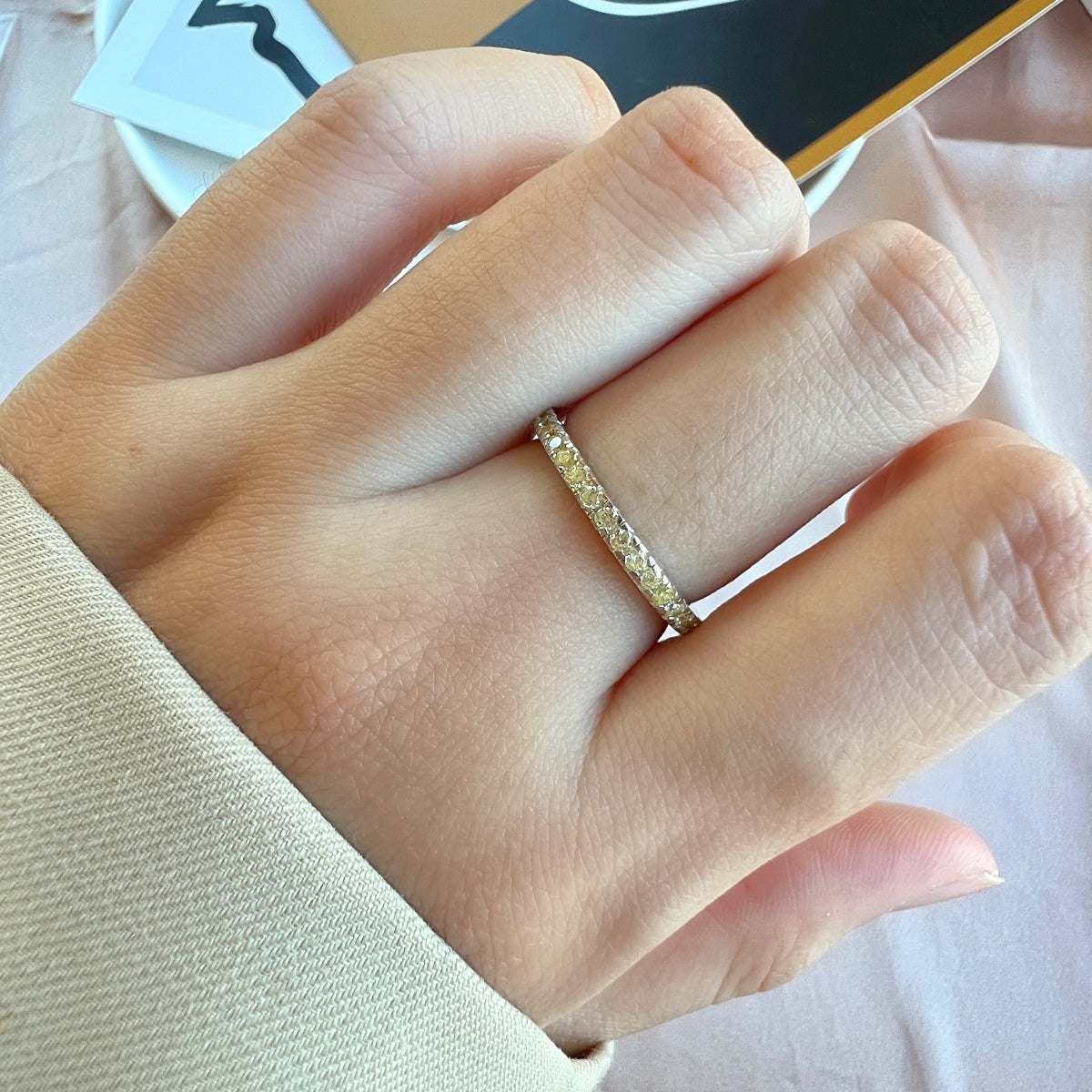 [HOT]Delicate Sparkling Round Cut Daily Ring