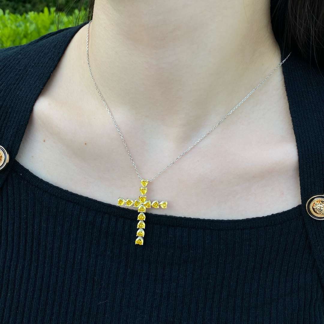 [HOT]Radiant Cross Shape Necklace