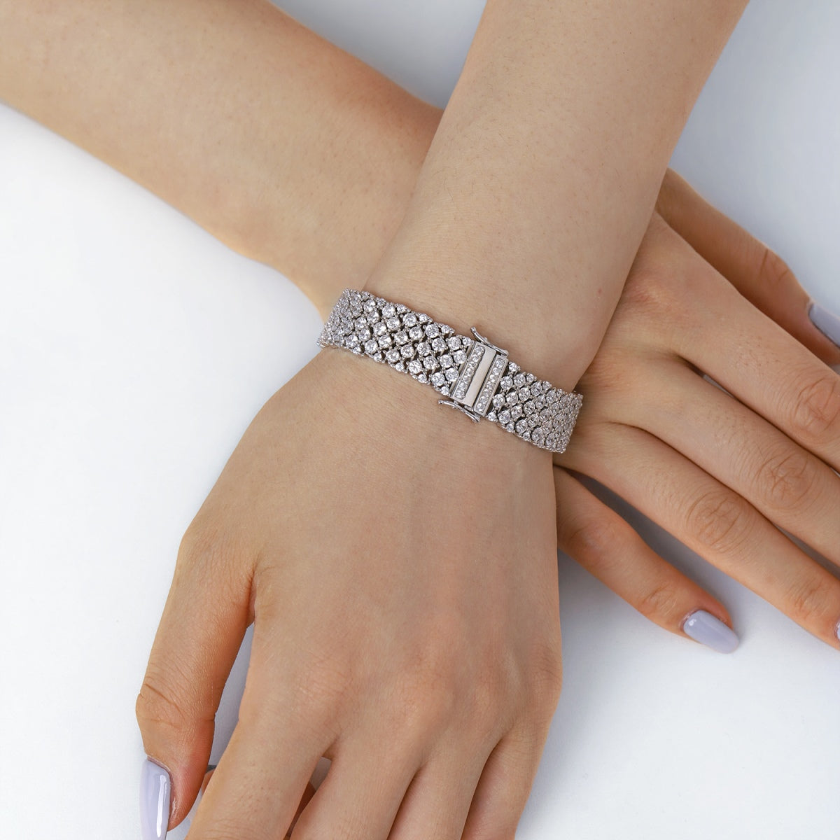 [HOT]Ornate Elegant Round Cut Party Bracelet