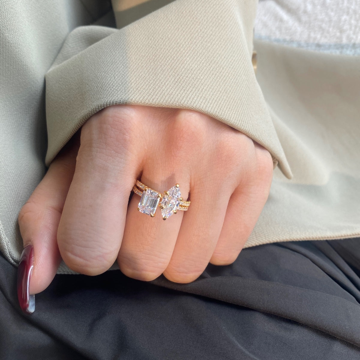 [HOT]2.0 Carat Scintillating Ornate Radiant Cut Party Ring