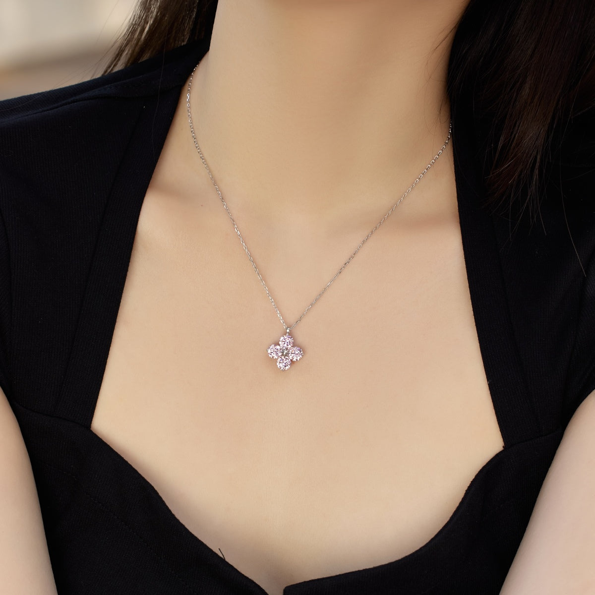 [HOT] Collier trèfle à quatre feuilles et étoile à huit branches
