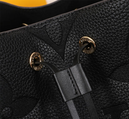CRAFTY N¨¦ONO¨¦ BANDOULIERE MM 26CM BLACK