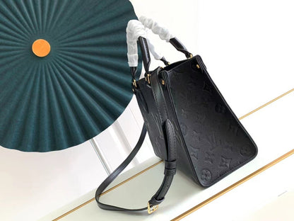 ONTHEGO PM 25 LONA GIGANTE CON MONOGRAMA IMPRESO NEGRO