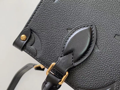 ONTHEGO PM 25 LONA GIGANTE CON MONOGRAMA IMPRESO NEGRO