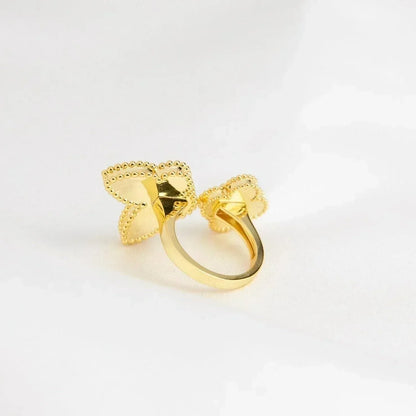 DIANA LUCKY BETWEEN THE FINGER RING
