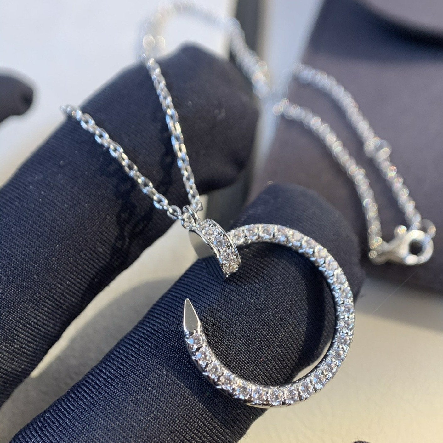 DIANA JUSTE NECKLACE SILVER DIAMONDS