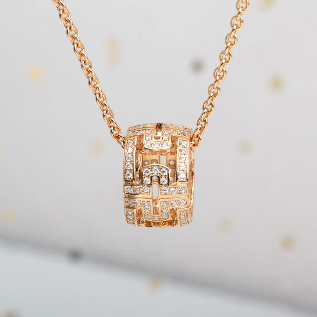 DIANA PARENTESI NECKLACE PINK GOLD DIAMOND