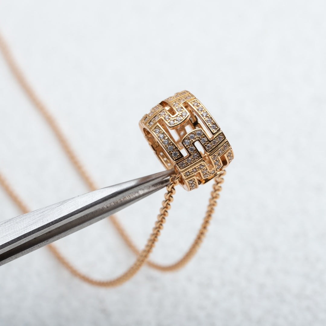 DIANA PARENTESI NECKLACE PINK GOLD DIAMOND