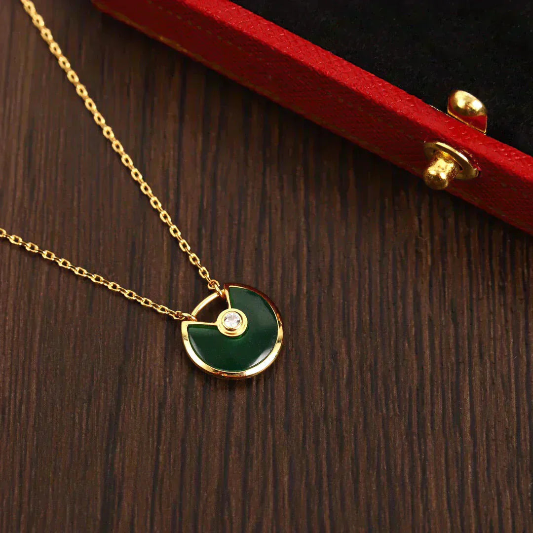 DIANA AMULETTE GOLD MALACHITE NECKLACE