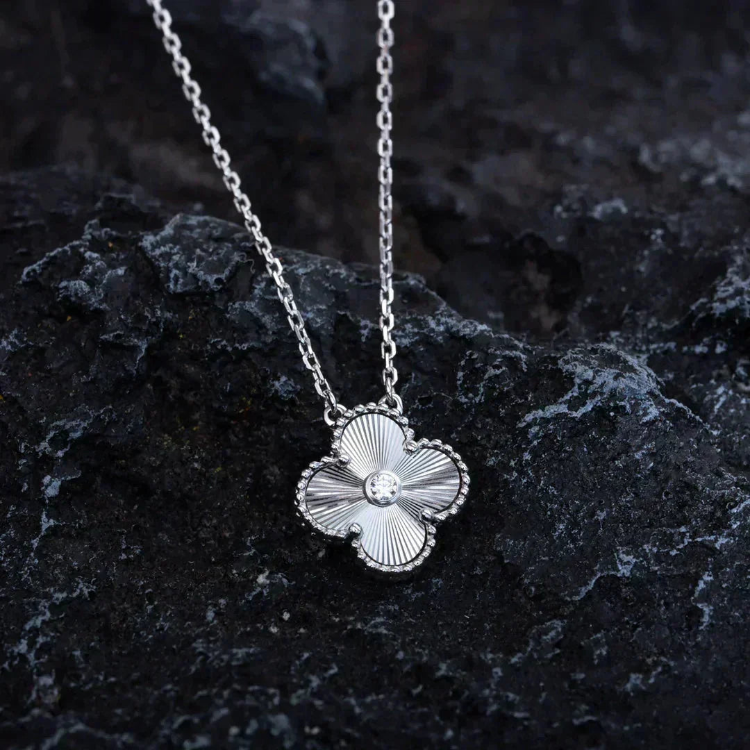 DIANA CLOVER  15MM DIAMOND LASER NECKLACE SILVER