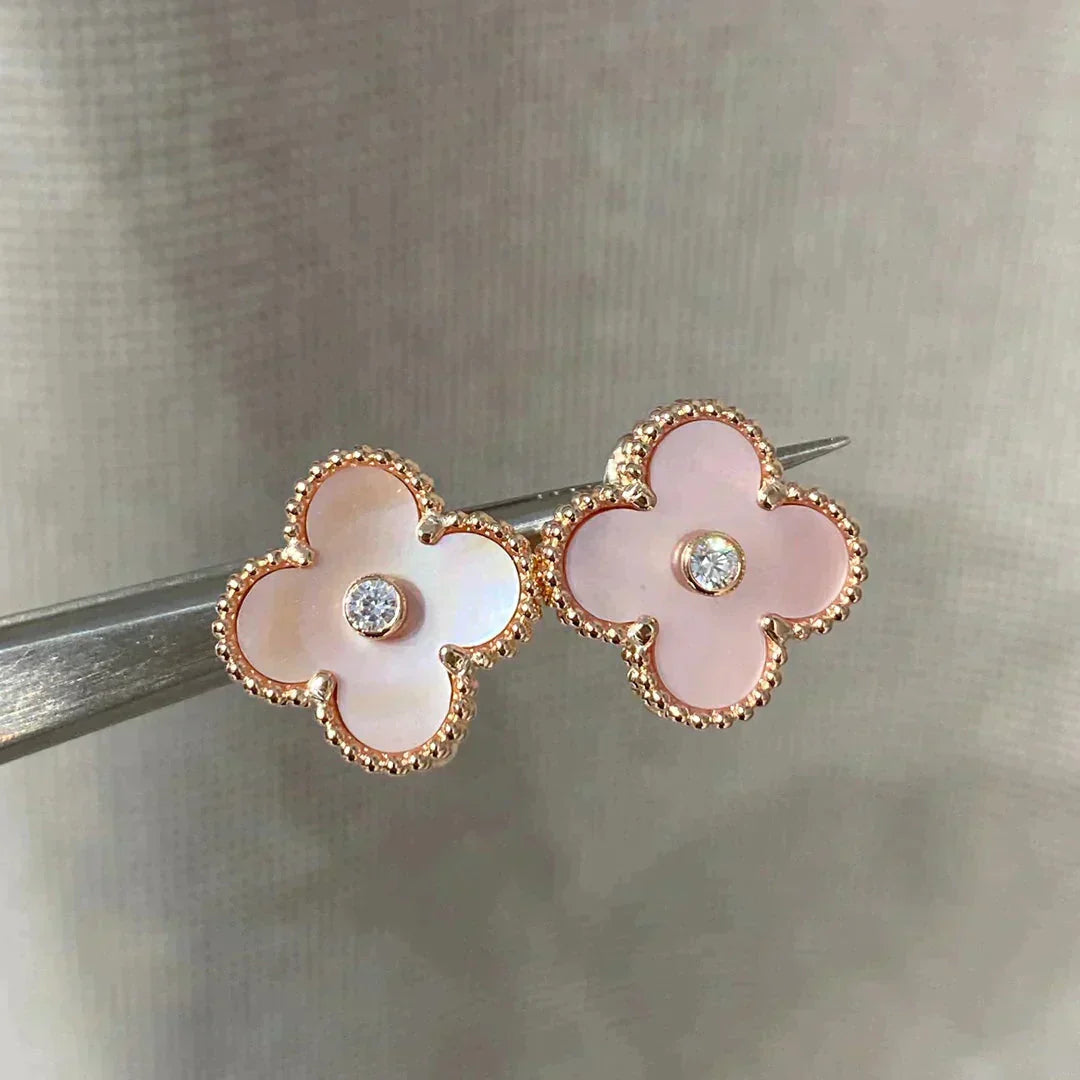 DIANA CLOVER MEDIUM 1 MOTIFS  PINK MOP DIAMOND EARRINGS