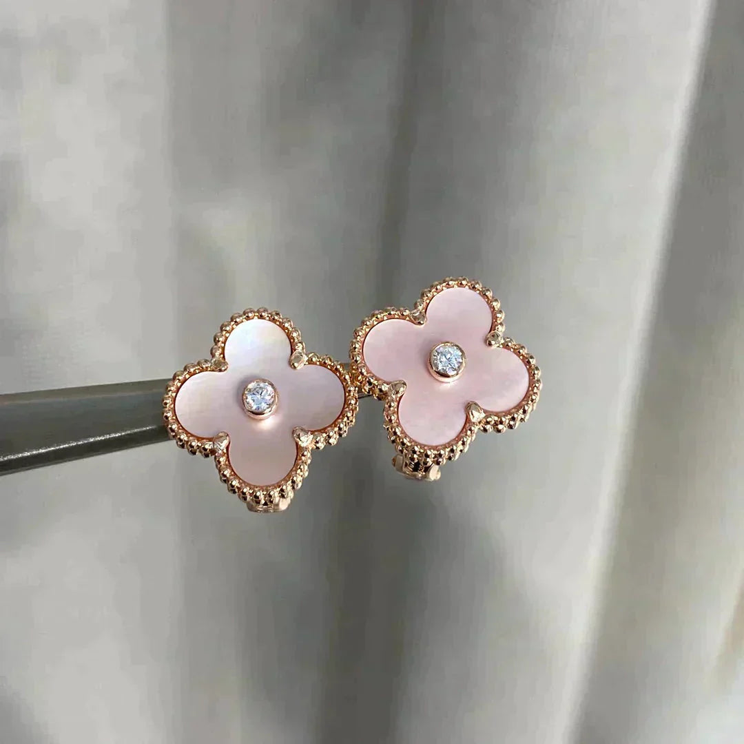 DIANA CLOVER MEDIUM 1 MOTIFS  PINK MOP DIAMOND EARRINGS