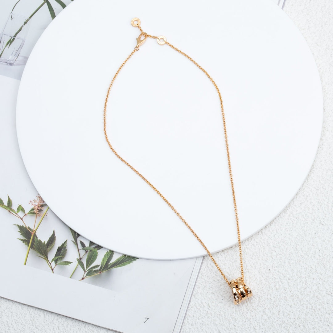 DIANA SERPENTI PINK GOLD NECKLACE DIAMOND