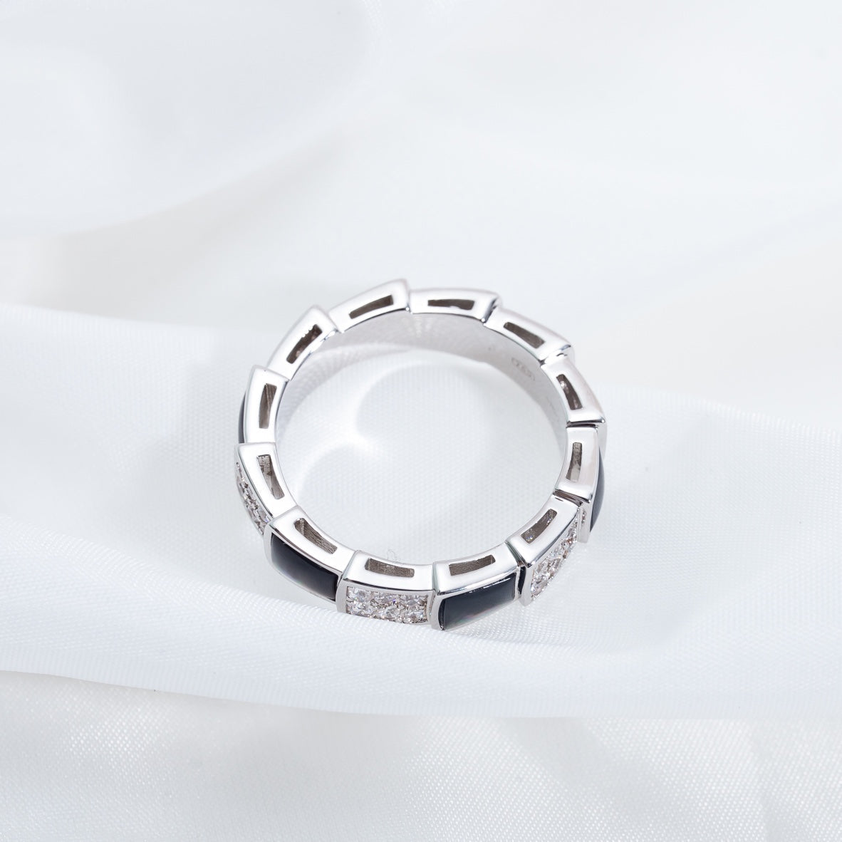 DIANA SERPENTI RING SILVER DIAMOND BLACK MOP 4MM