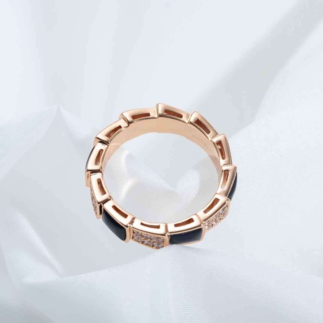 DIANA SERPENTI RING PINK GOLD BLACK MOP DIAMOND PAVED 4MM