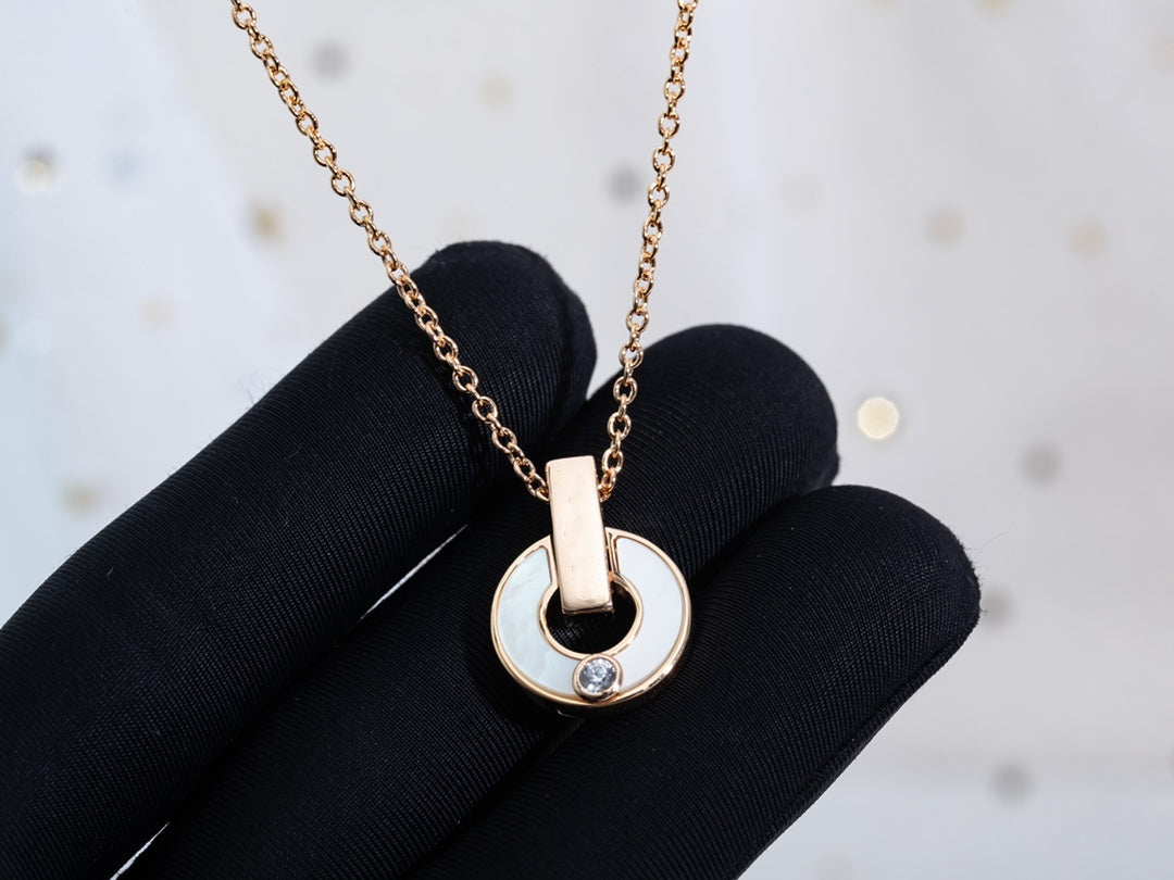 DIANA GARI NECKLACE PINK GOLD MOP