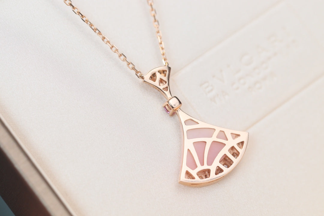 DIANA DREAM NECKLACE PINK MOP DIAMOND