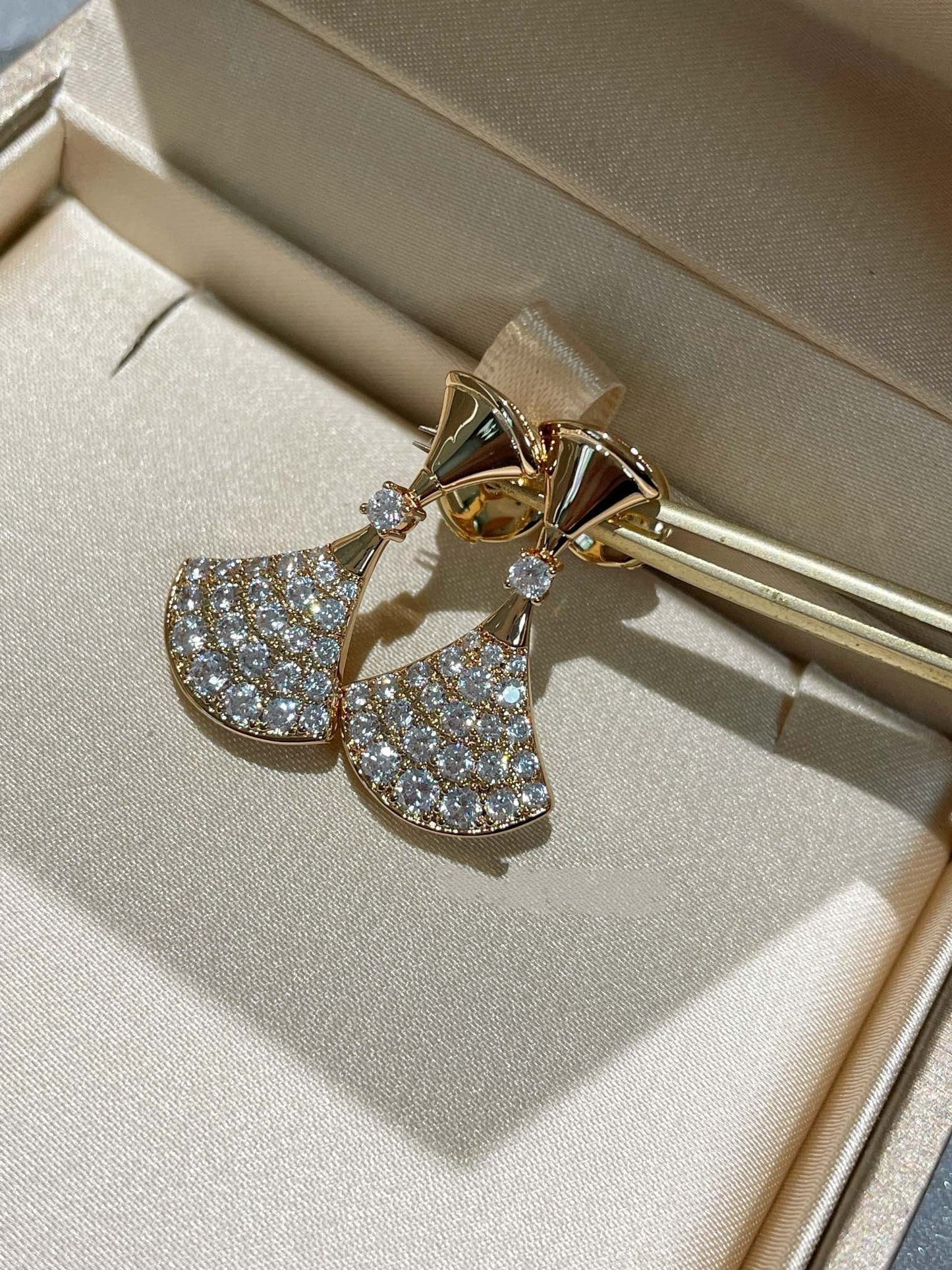 BOUCLES D'OREILLES DIANA DREAM DIAMANT