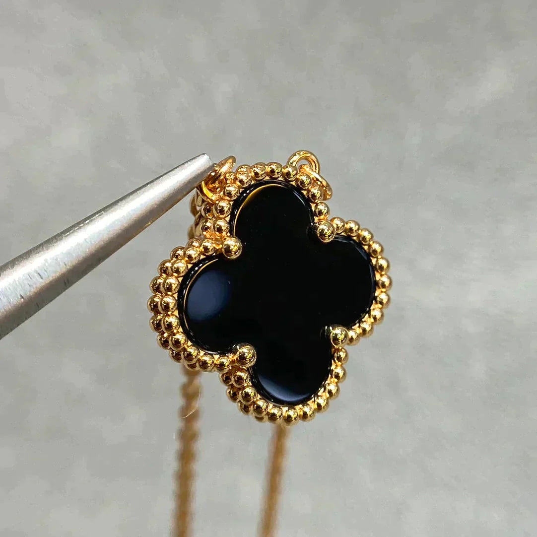 DIANA CLOVER 15MM BLACK ONYX SINGLE FLOWER NECKLACE