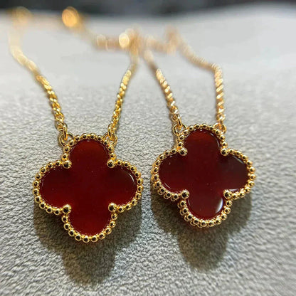DIANA CLOVER 15MM CARNELIAN SINGLE FLOWER NECKLACE