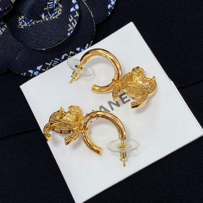 PENDIENTES DE TIGRE DE ORO CON GOTA DOBLE C