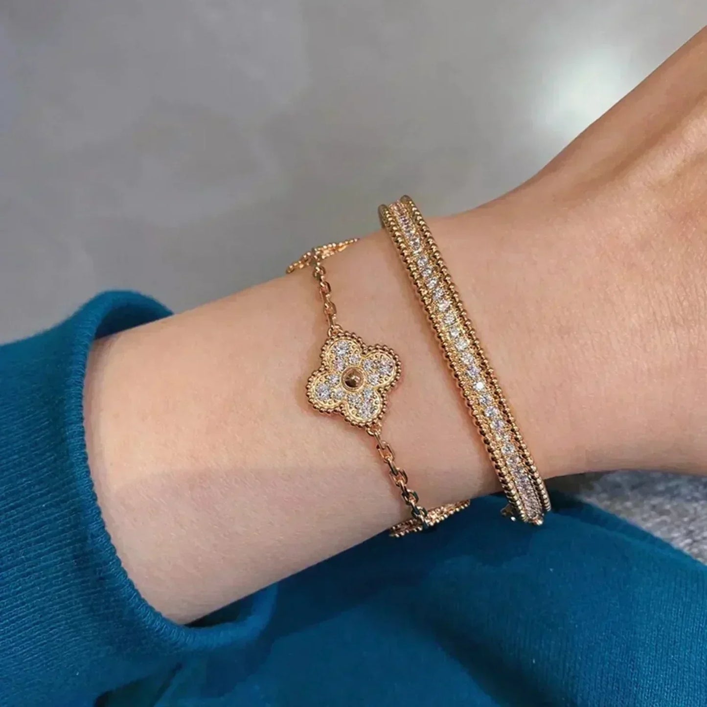 DIANA CLOVER 5 MOTIFS  FULL DIAMOND BRACELET