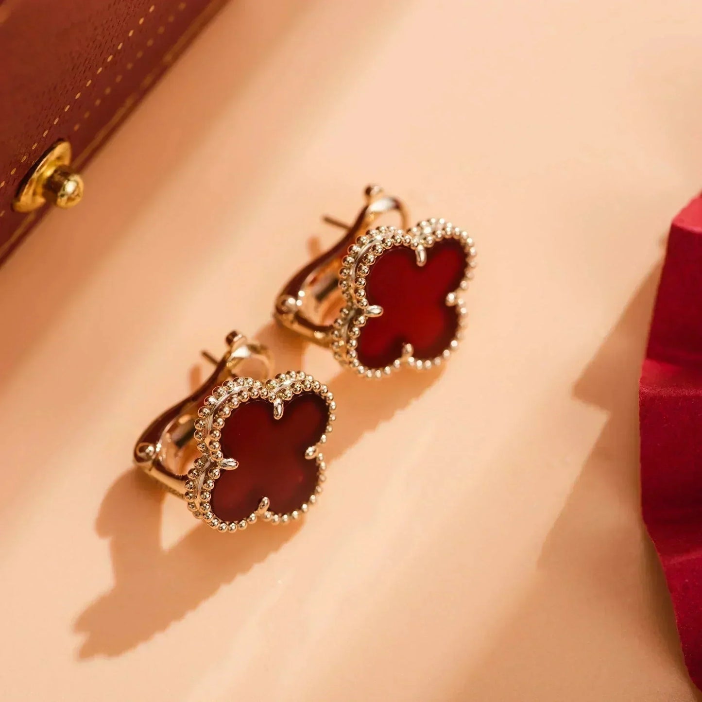 DIANA CLOVER MEDIUM 1 MOTIFS CARNELIAN  EARRINGS