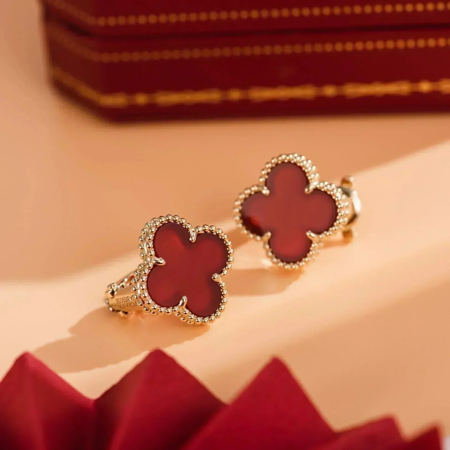 DIANA CLOVER MEDIUM 1 MOTIFS CARNELIAN  EARRINGS