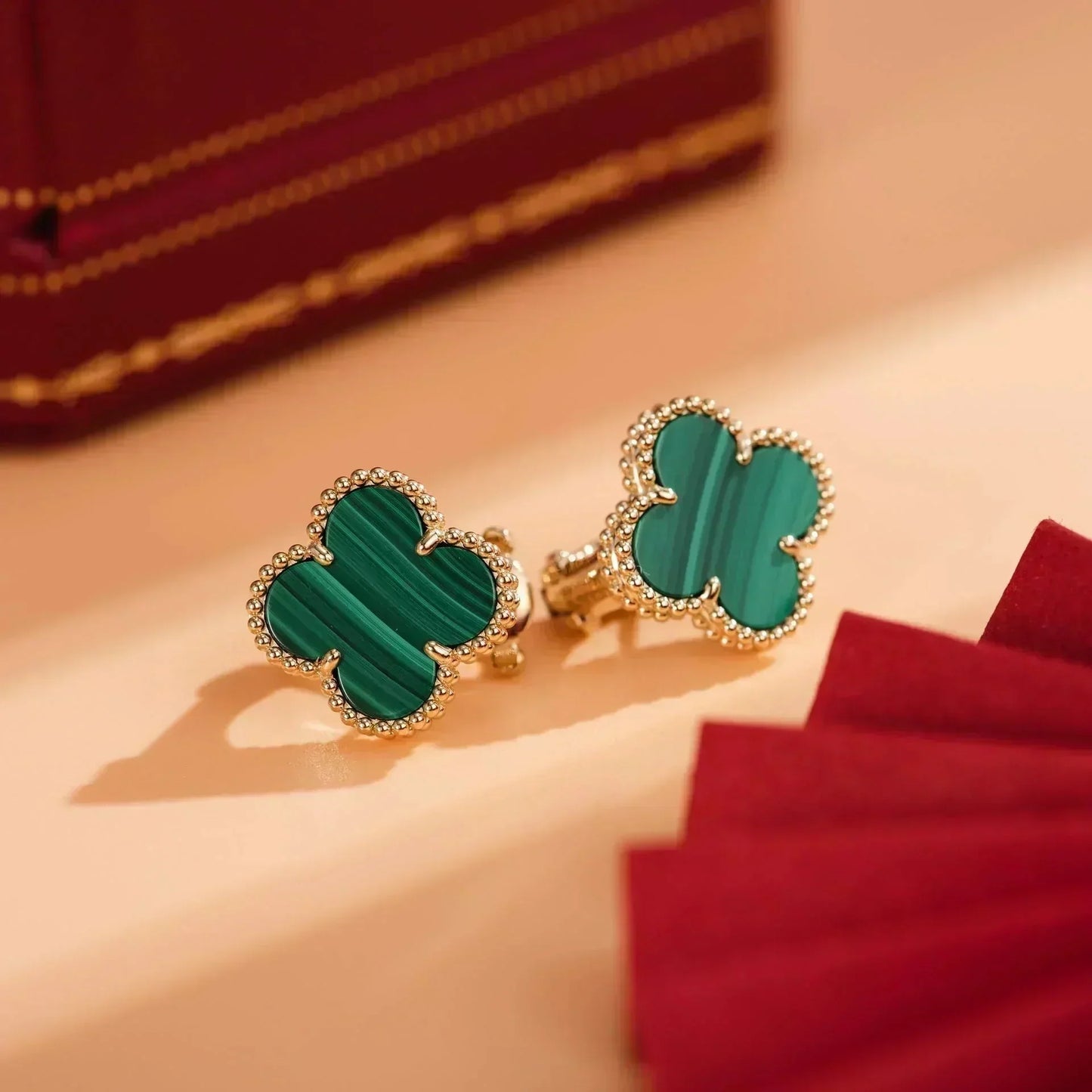 DIANA CLOVER MEDIUM 1 MOTIFS MALACHITE  EARRINGS