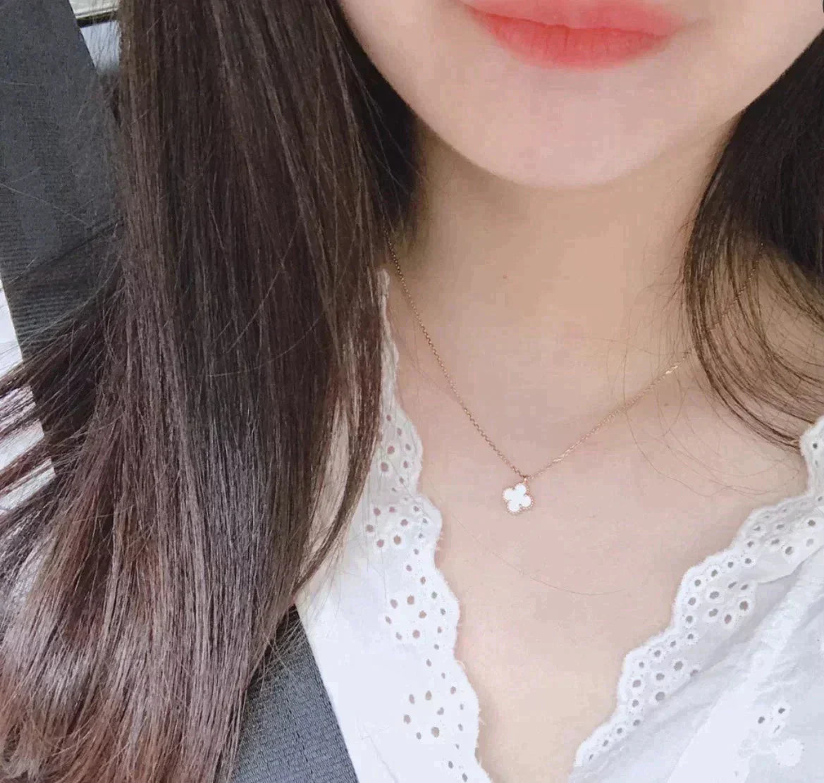 DIANA CLOVER MINI 9.5MM WHITE MOTHER OF PEARL NECKLACE