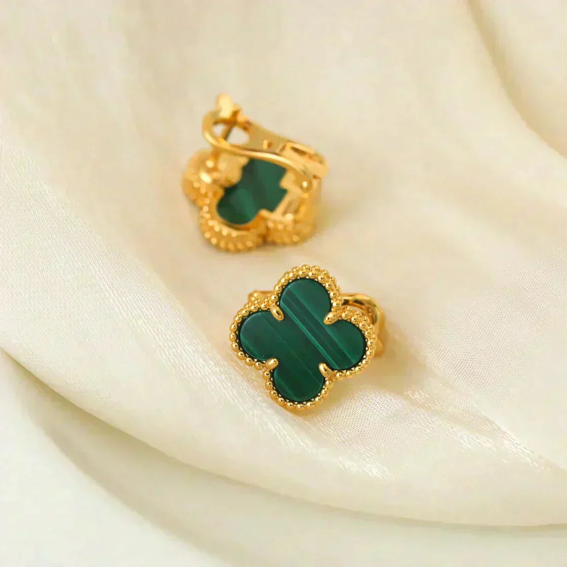DIANA CLOVER MEDIUM 1 MOTIFS MALACHITE  EARRINGS