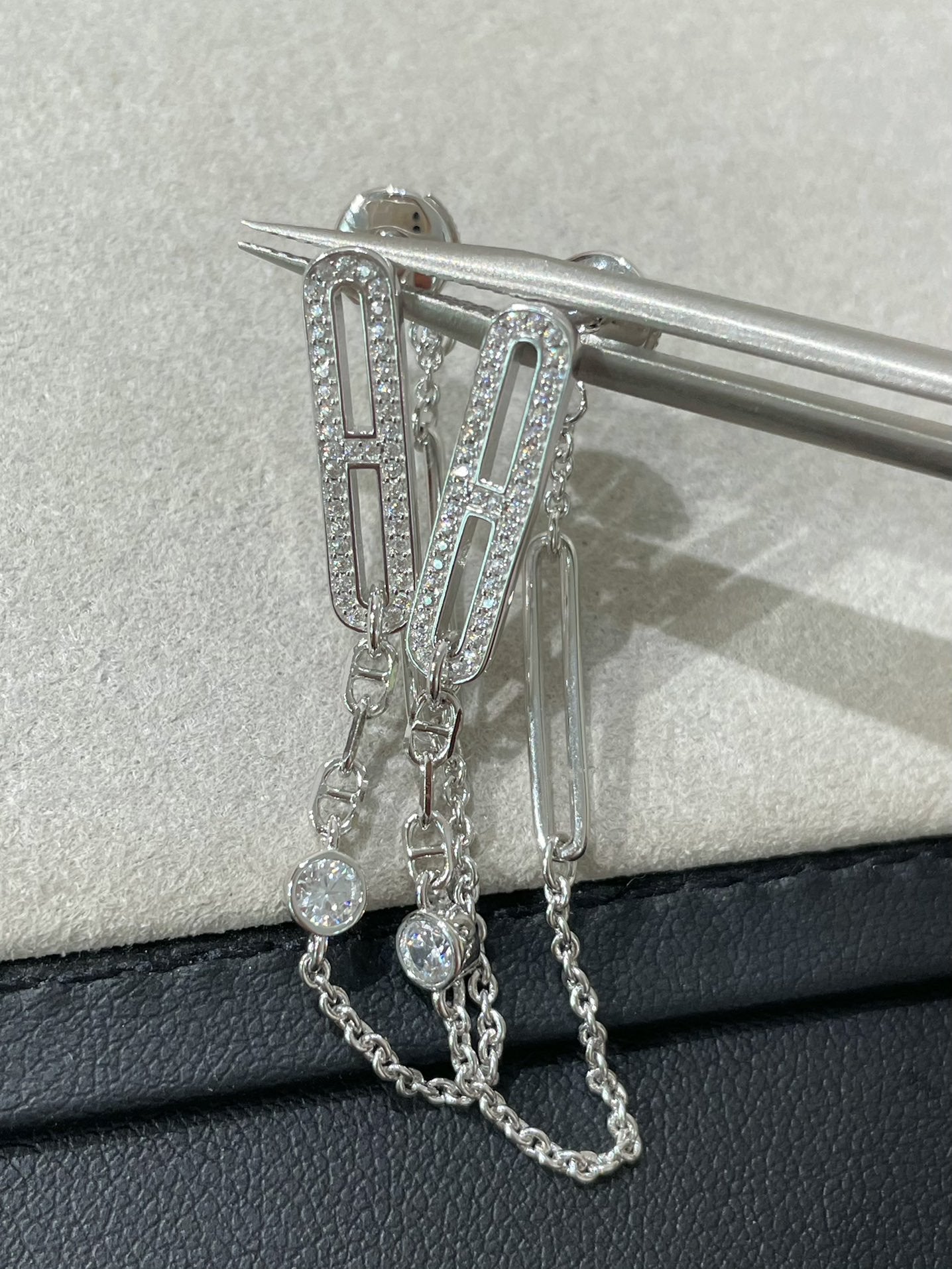 DIANA CHAINE CHAOS DIAMOND DROP EARRINGS