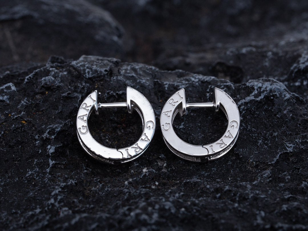 DIANA ZERO 1 MINI SILVER DIAMOND EARRINGS