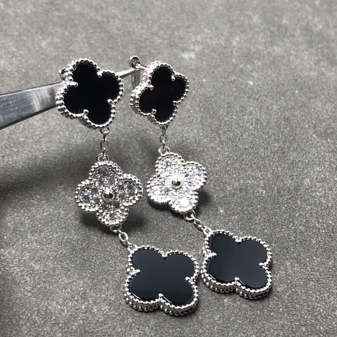 DIANA CLOVER 3 MOTIF DIAMOND ONYX SILVER EARRINGS