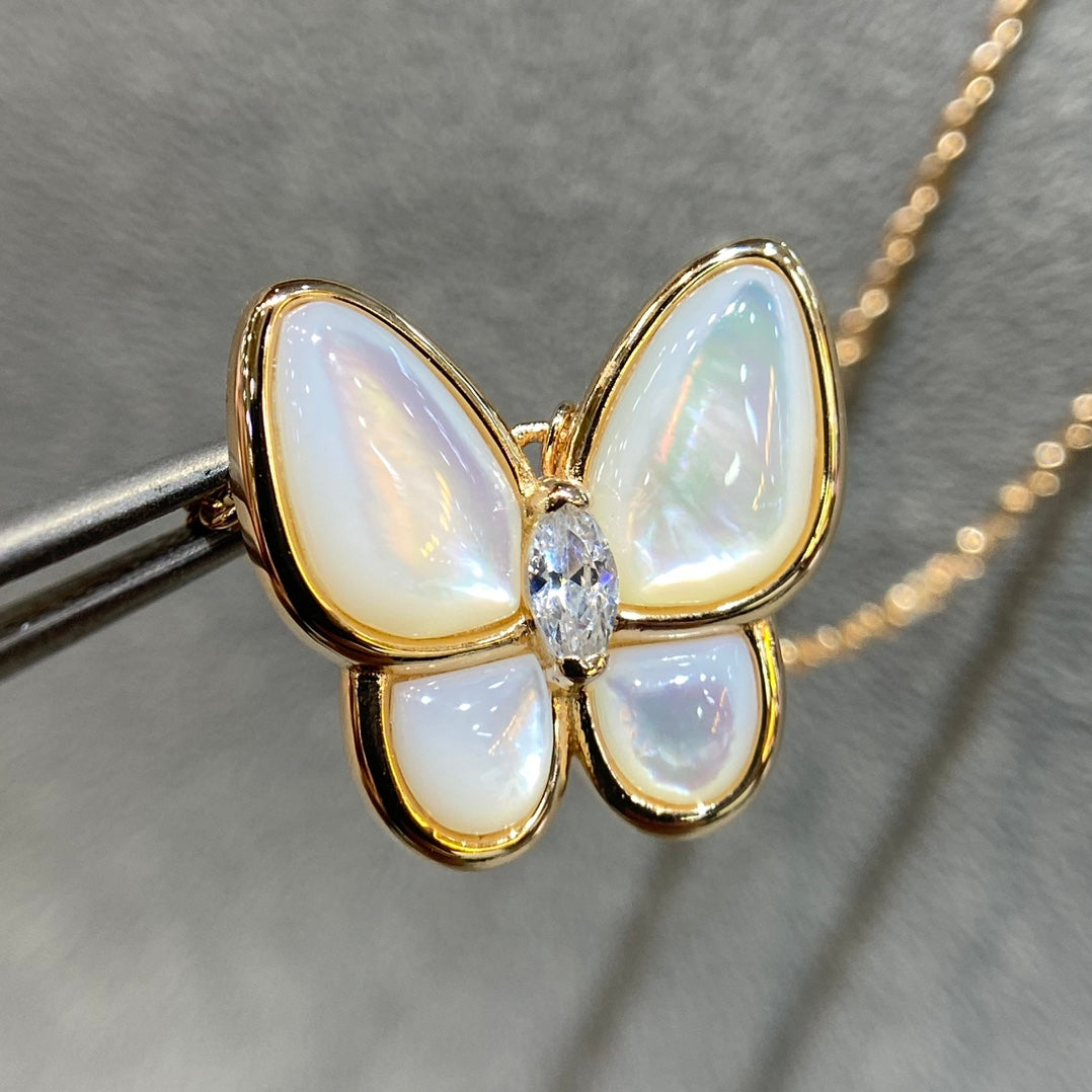 DIANA BUTTERFLY MOP DIAMOND NECKLACE