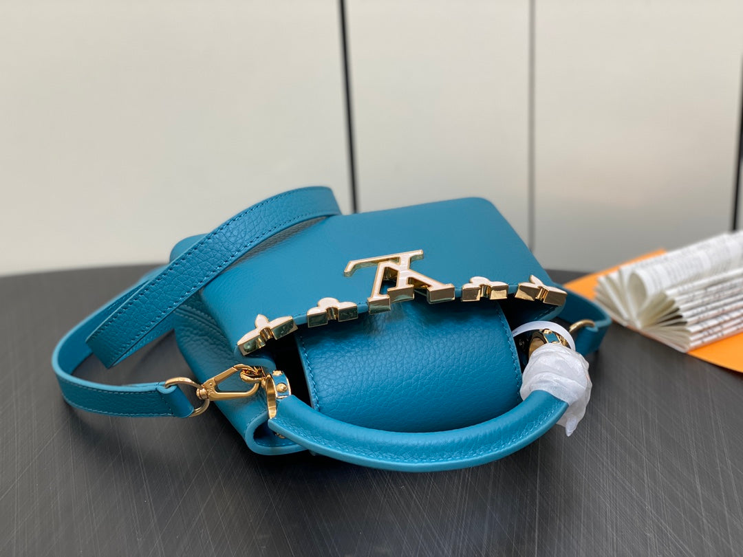 QUINCAILLERIE CAPUCINES MINI 21 BLEU TAURILLON OR